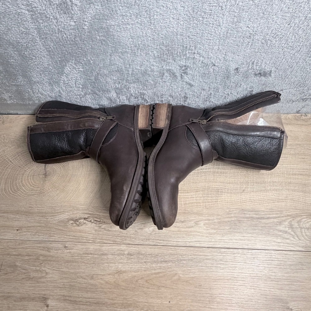 UGG Simmens Shearling Lined Boots Size 9.5 Brown Buckle Moto Cozy Winter - Picture 5 of 13